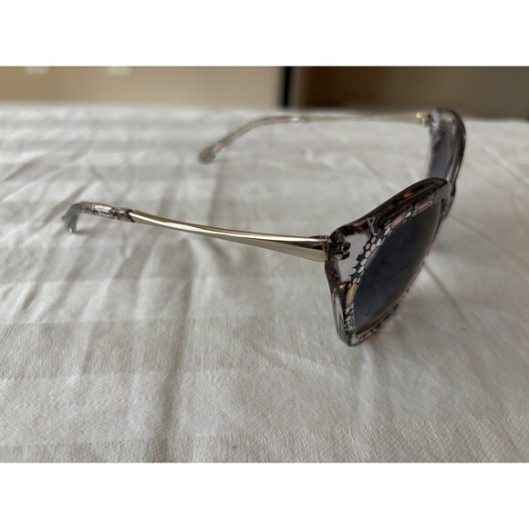 Trina Turk Nevis Paisley Sunglasses 135 main image 5